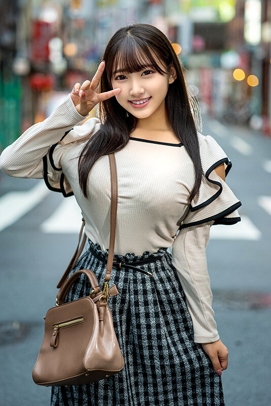 画像2【EROFV-074】素人大学生【限定】はなちゃん22歳 100センチオーバーJカップ爆乳JD