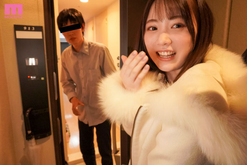 画像9【MIDV-162】童貞君チ○ポを優しくイジくりすぎて初パコ暴発パニック 石川澪