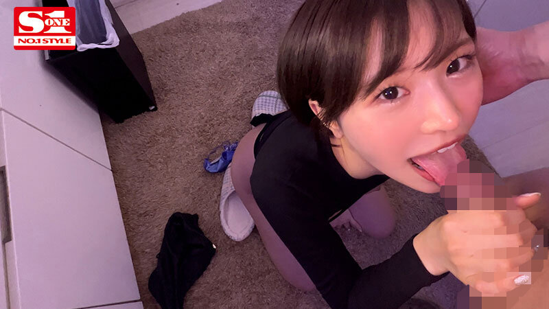 本郷愛　sone00273　「えっ！ここでヤルの？」 マルチに活躍する本郷愛のプライベートに完全密着して隙あらばいきなり即ズボッ！前代未聞ドッキリAV大作戦