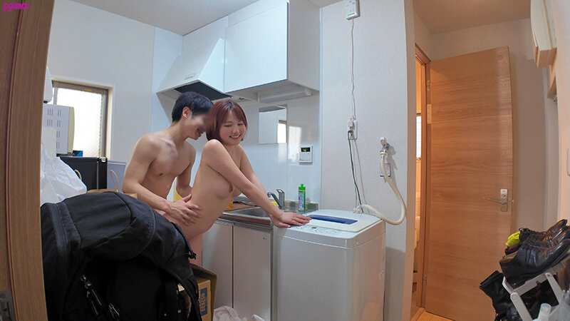 キッチンでムラムラしてセックスする人妻-もの凄い性欲！仕事と子育てでオナニーする暇もないシングルマザーと中出しSEX あずみ 27歳