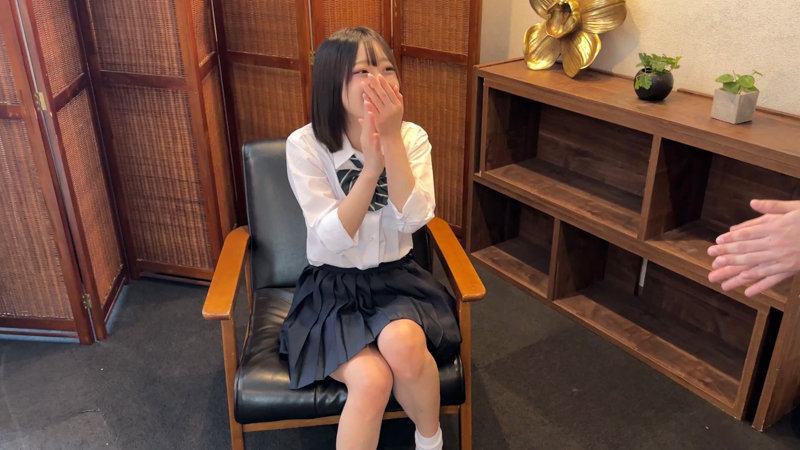 恥じらう女子校生-画像-【SKHO-201】あやちゃん シロウト速報