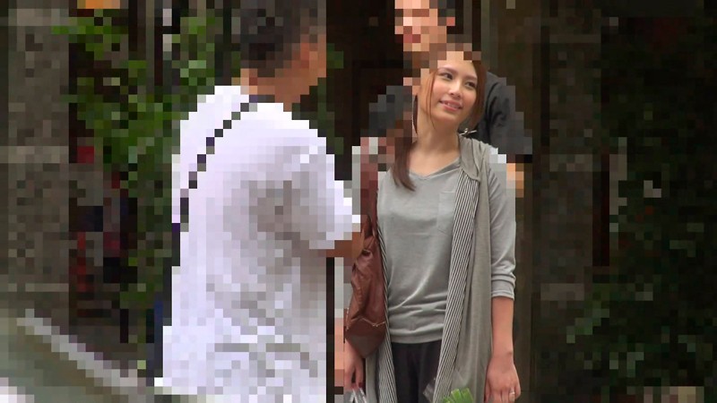 【AVKH-072】花崎杏 恋する花嫁 ドスケベに豹変する美人妻-画像-1