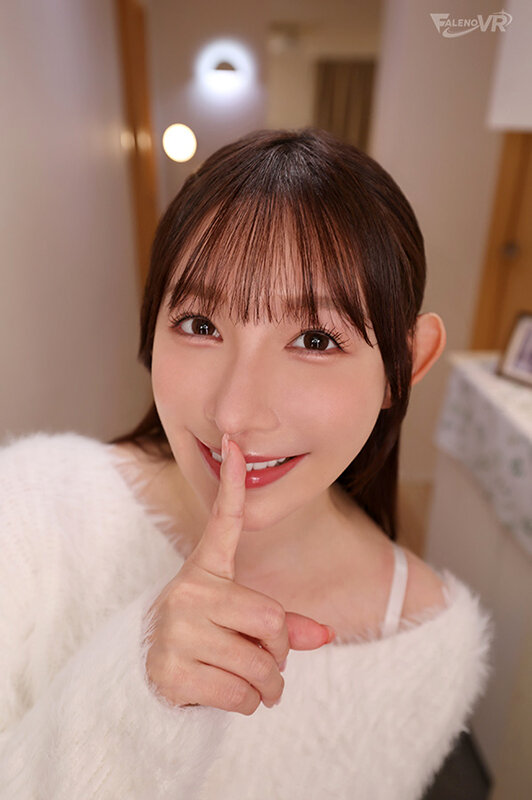 【VR】女神ジュン解禁VR8K 僕の彼女は女神様 ＃声出し厳禁！女子寮‘お忍び’お泊まり【FAVR-010】-画像-3