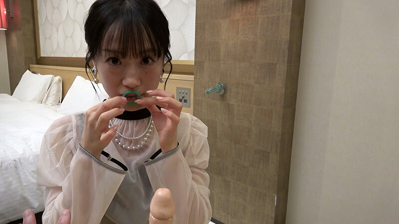 ガチナンパ!結婚式帰りの女性がお口だけでコンドーム装着に挑戦!【NPS-472】-画像-7